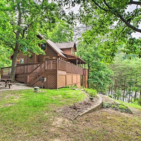 Central Sevierville Cabin With Hot Tub And Views! מראה חיצוני תמונה