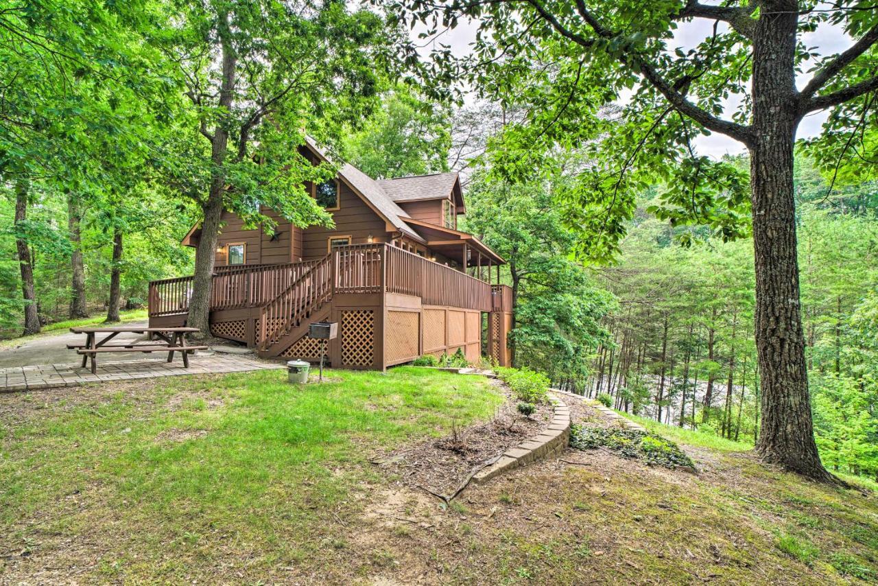 Central Sevierville Cabin With Hot Tub And Views! מראה חיצוני תמונה